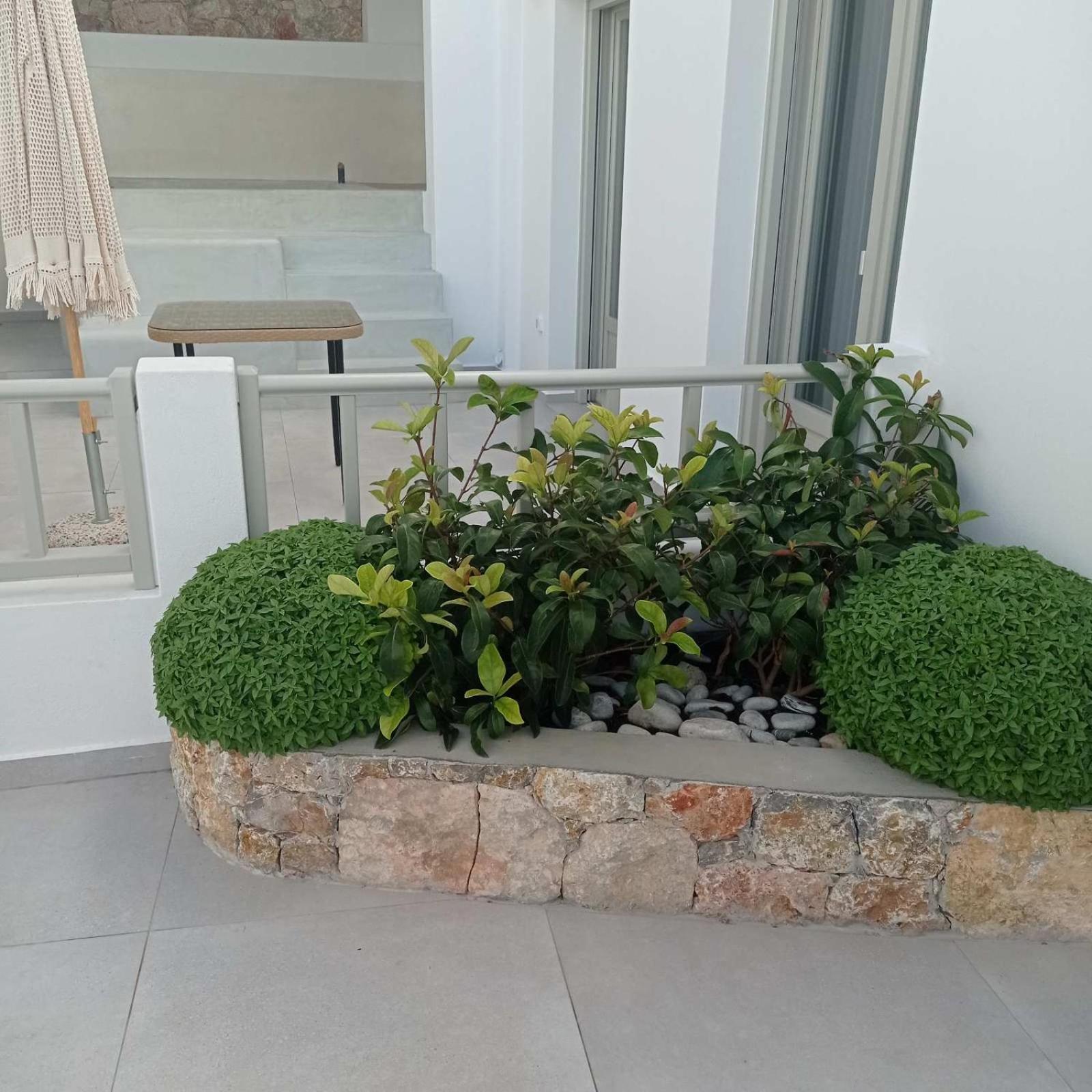 Апартаменты Θέαστρον - Theastron House With Great View In Chora Pera Gyalos Экстерьер фото