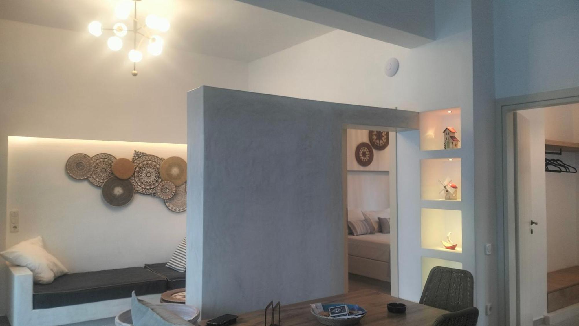 Апартаменты Θέαστρον - Theastron House With Great View In Chora Pera Gyalos Экстерьер фото