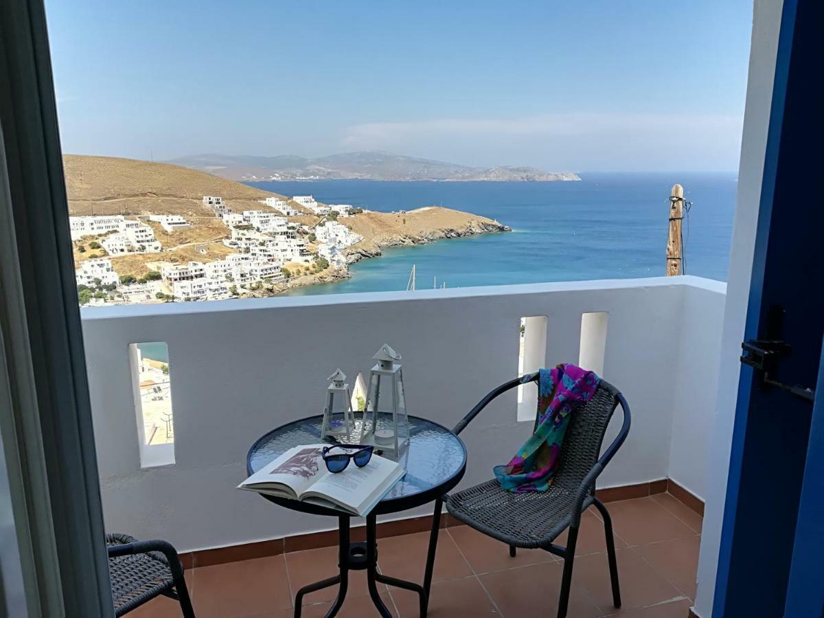 Апартаменты Θέαστρον - Theastron House With Great View In Chora Pera Gyalos Экстерьер фото